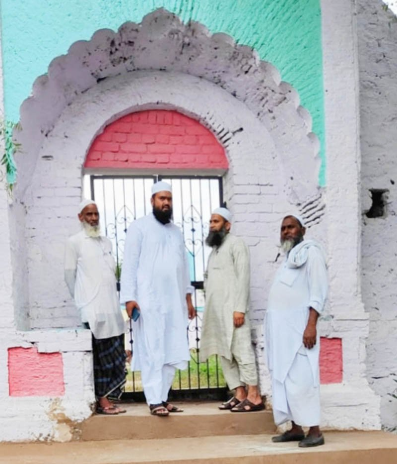 jumaharashtra.com Repair work of Hassanpur Mosque, Sivali Eidgah and Cemetery completed